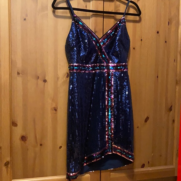 BCBG brand new sequin dress - Picture 3 of 10
